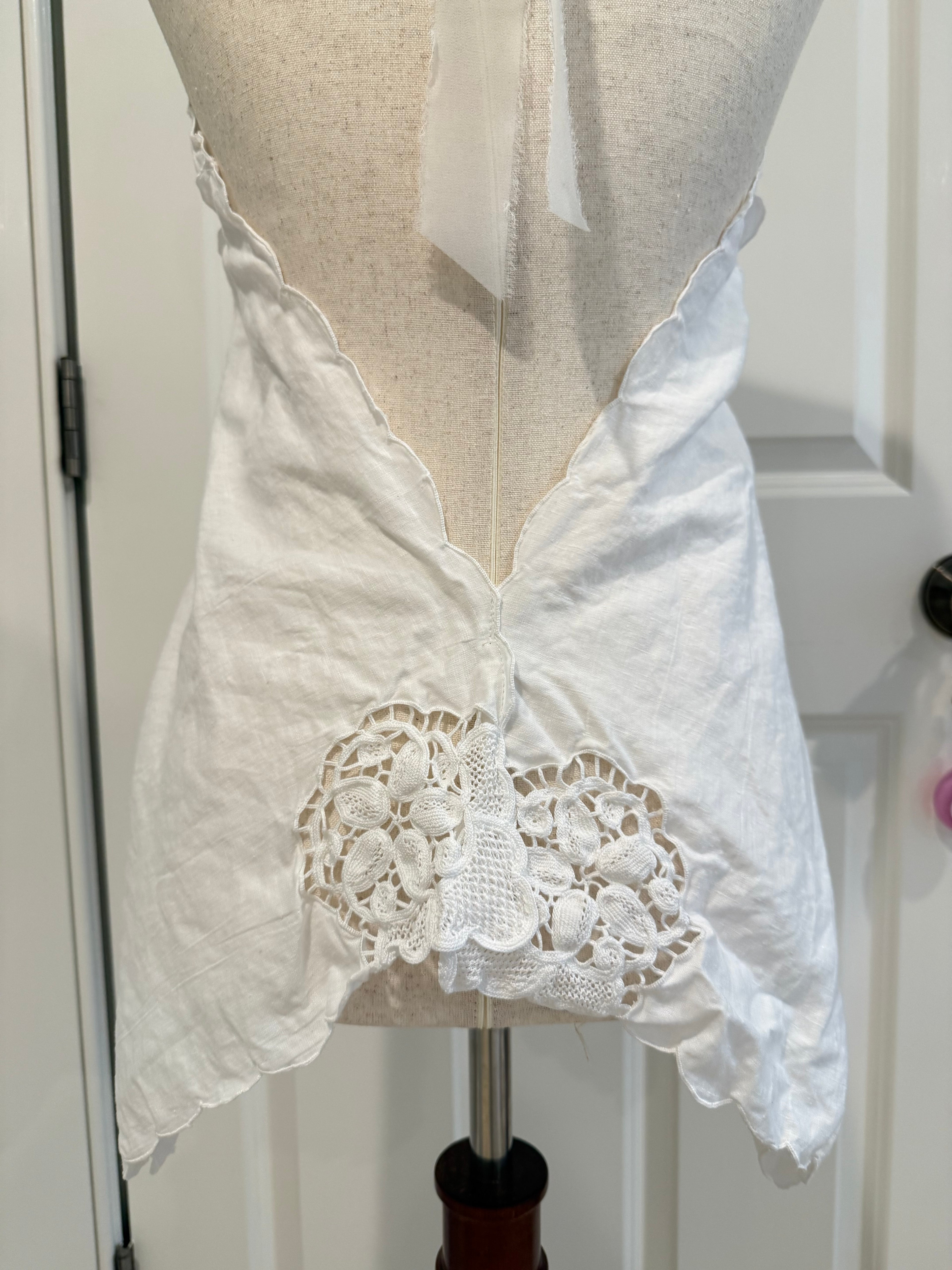 Picnic Halter ~ White