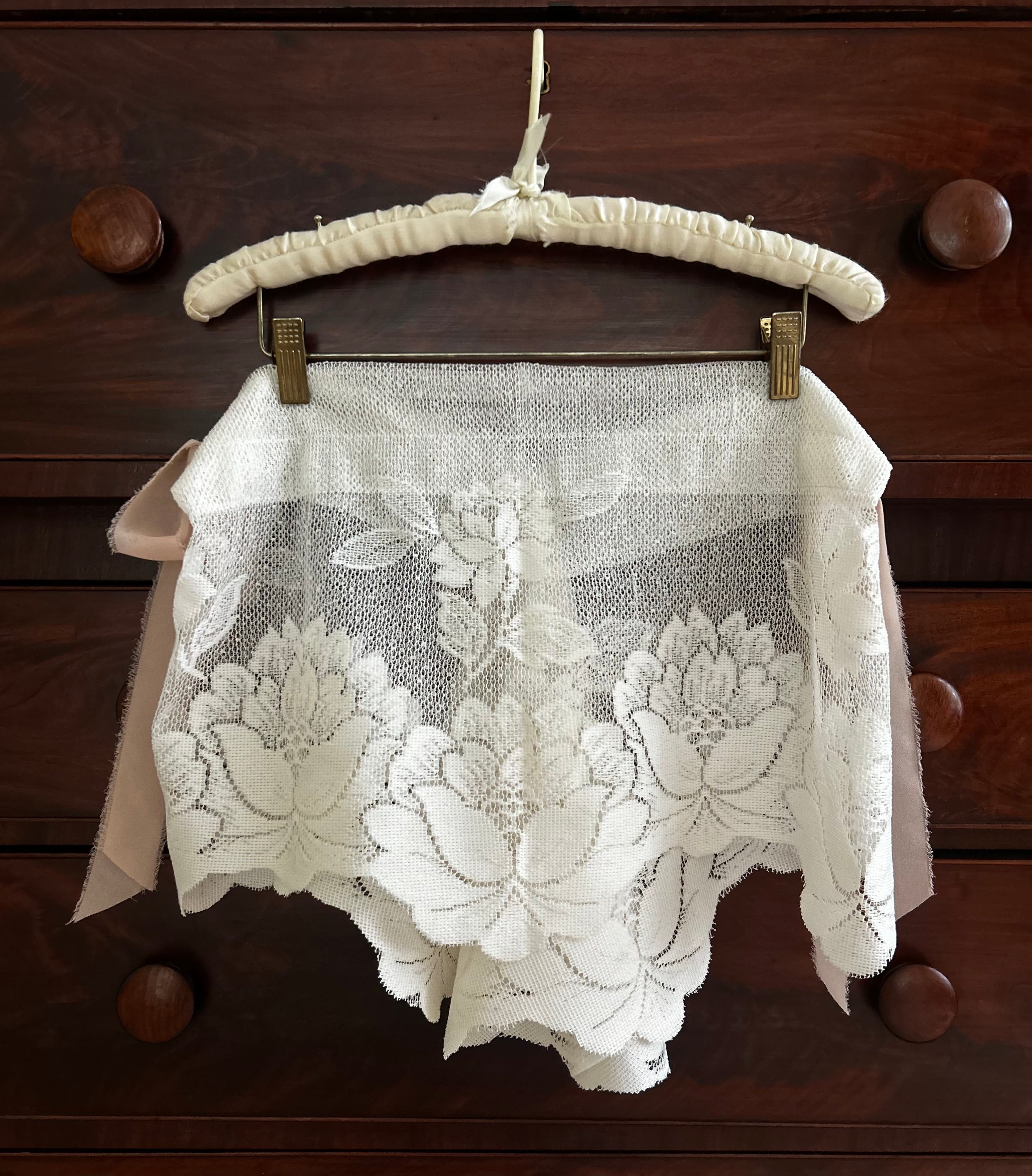 The Darling Top