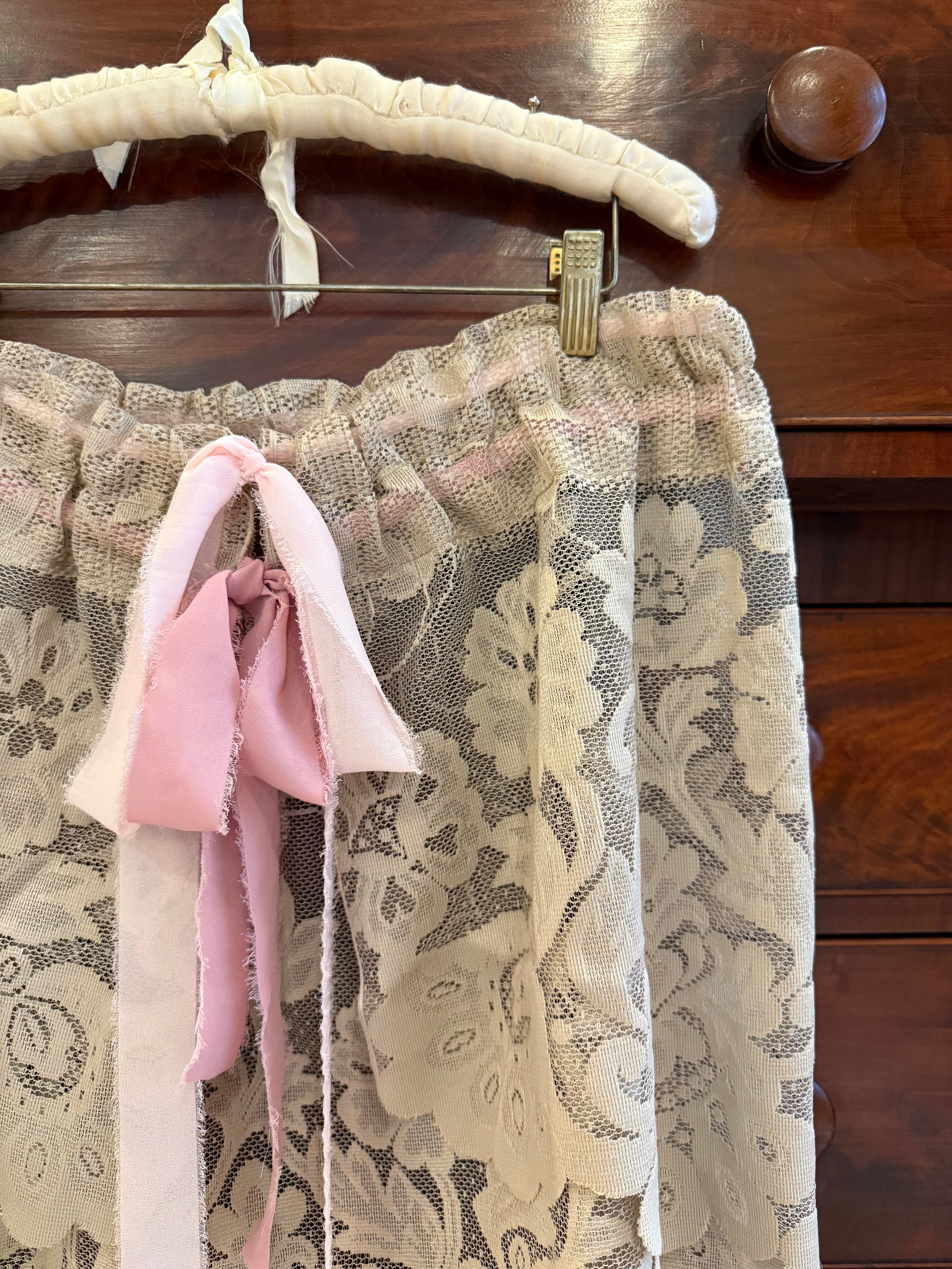 Woodland in powder blush